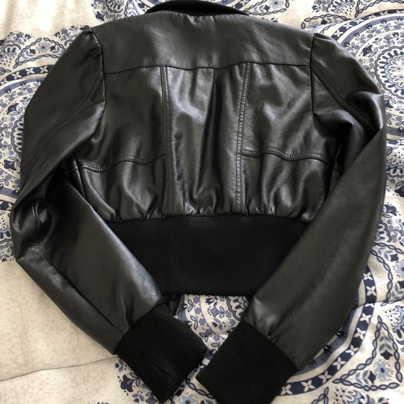 Jacket - Picture 4 of 4